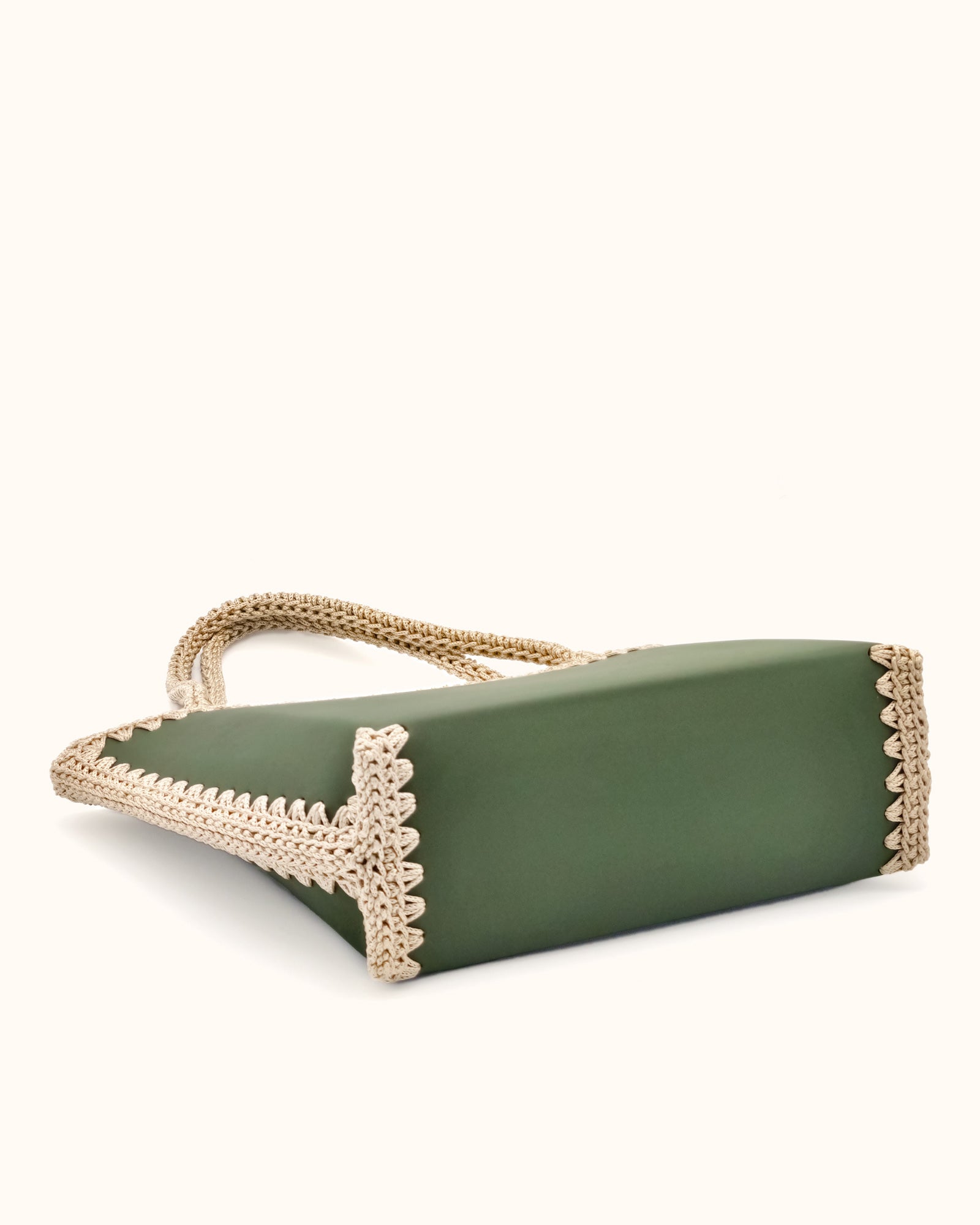 Bolso shopper grande artesanal Tatyana L verde y beige de cuero y crochet - Hecho a mano por Cueché