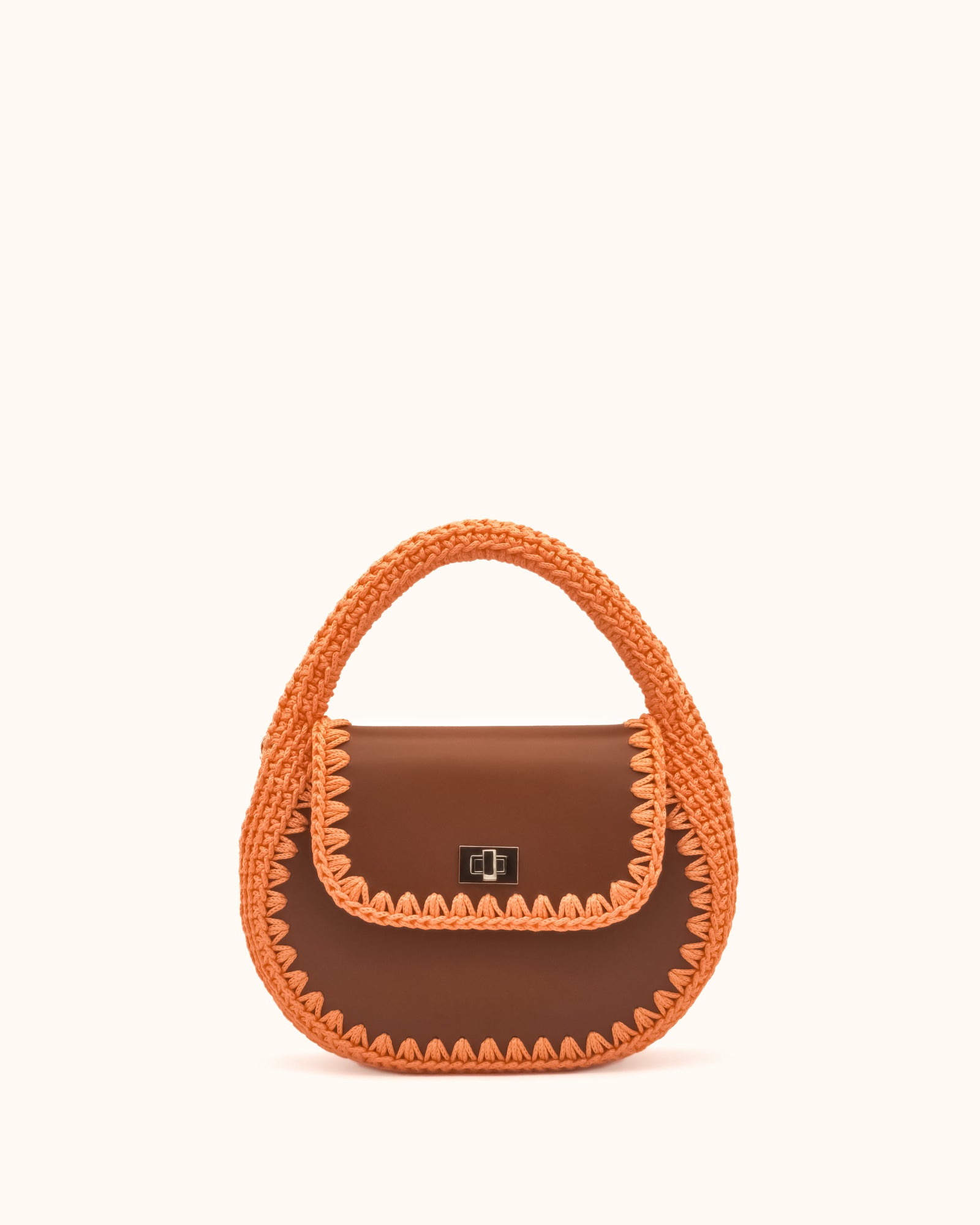 Bolso hobo pequeño Daria en color marrón, artesanal, de cuero y crochet hecho a mano por Cueché