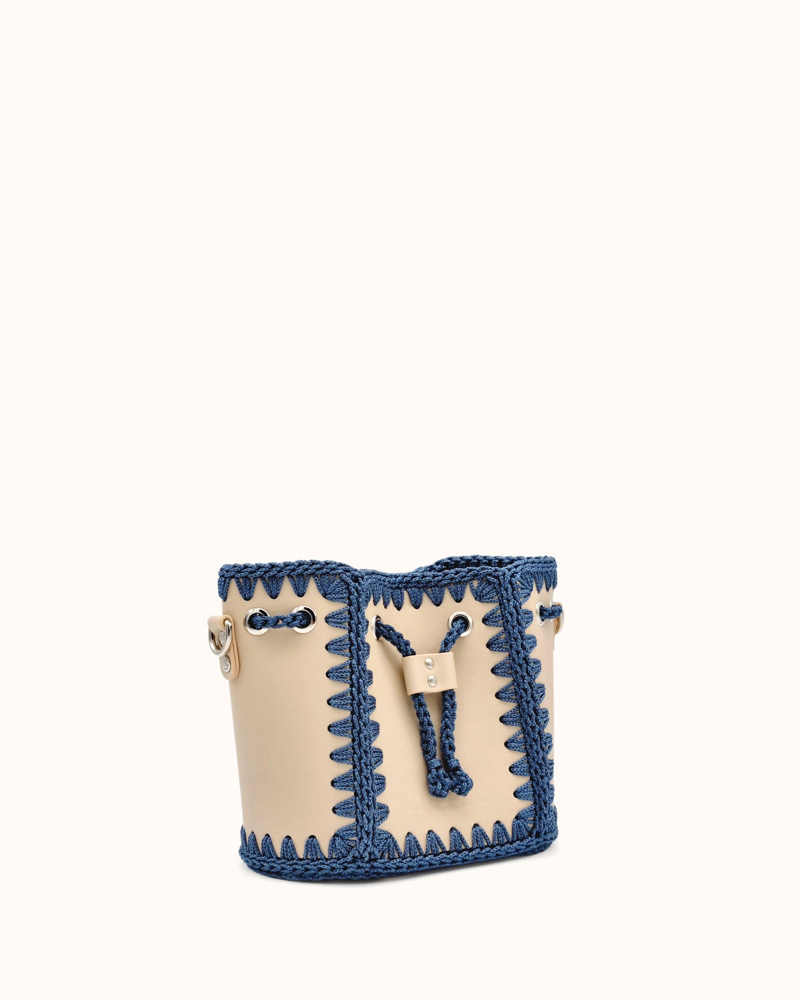 Bolso bombonera pequeño artesanal Olga S beige y azul de cuero y crochet - Hecho a mano por Cueché