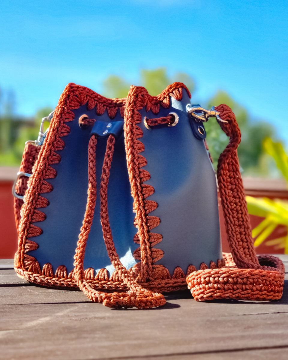 Bolso Bombonera Olga M Azul