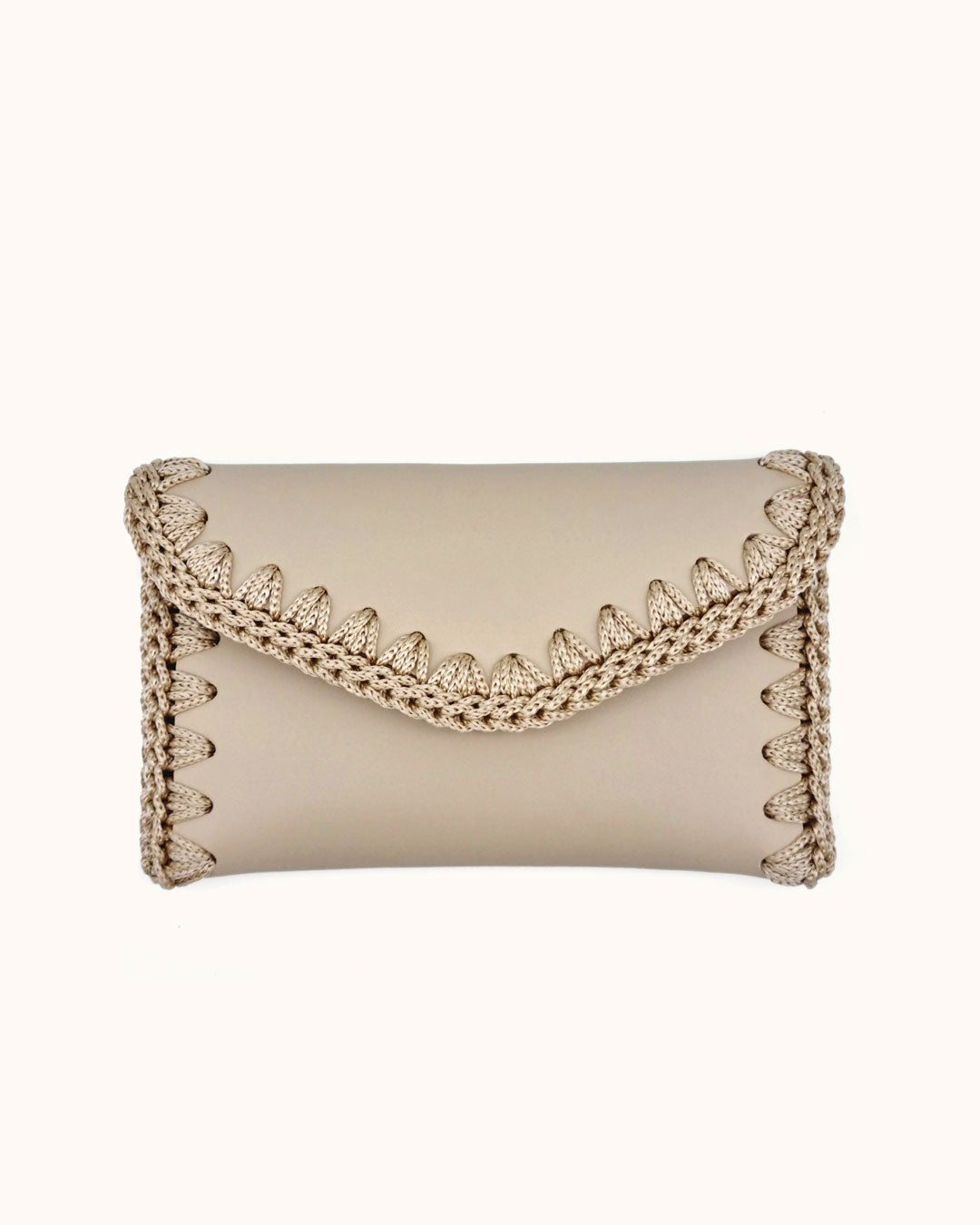 Cartera artesanal beige de cuero y crochet hecho a mano – Cueché