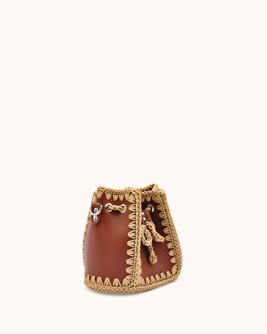 Bolso bombonera pequeño artesanal Olga S marrón de cuero y crochet - Hecho a mano por Cueché